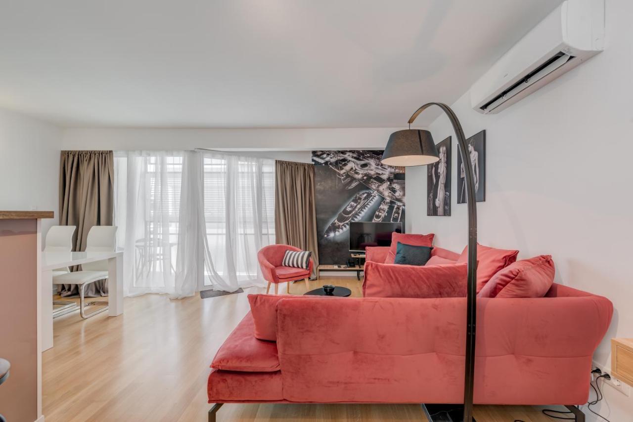 Apartament Paparazzi *